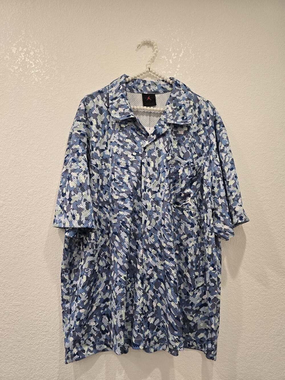 NWT Jordan Essentials Poolside Camo Printed Button-up Shirt XL